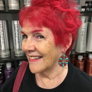 Meet your Posher, Kim